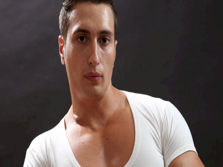 0Master4Slave's profile - Image n°1