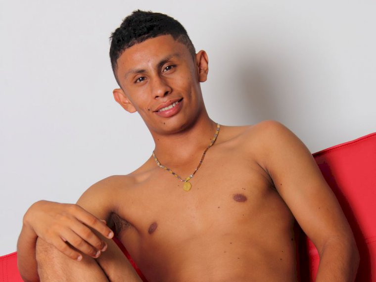 1LIVELYSEXYBOY' profilo - Immagine n°0
