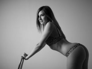 1to1HornyCandy's Sexcam