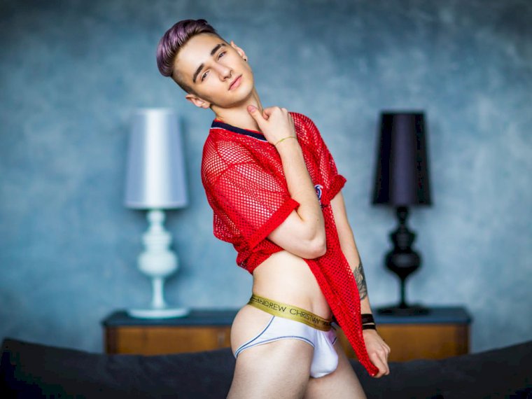 a0TastefulTwink's profile - Image n°0