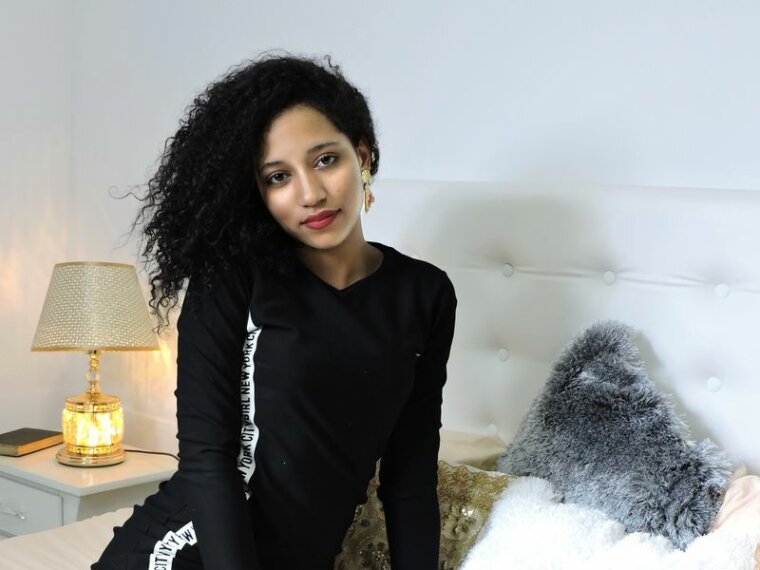 AaliyahJones's profile - Image n°0