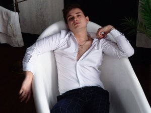 Profil de AaronBell