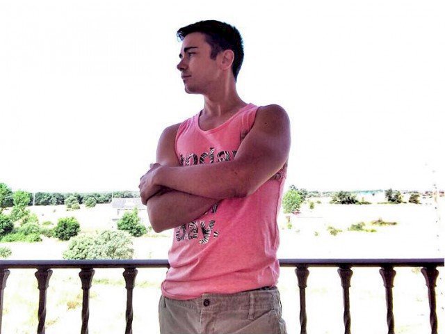 AaronLove's profile - Image n°0