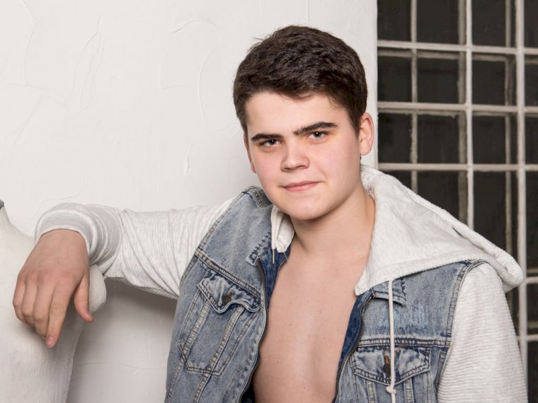 AceVernon's profile - Image n°1