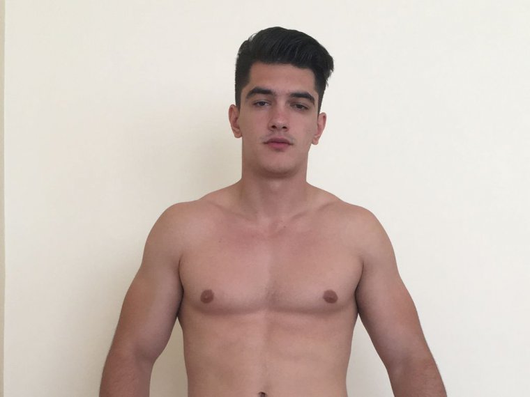 achiles545's profile - Image n°0