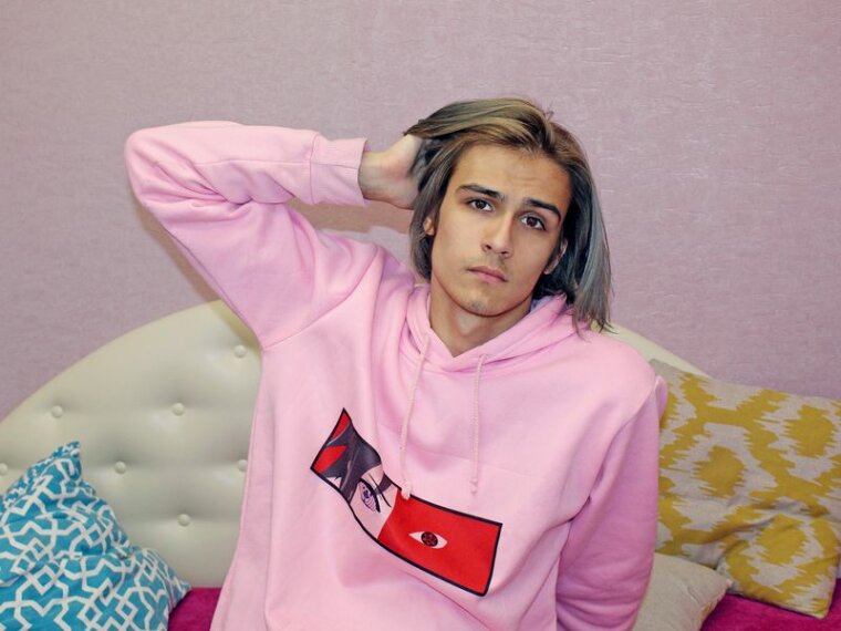 AdamApollo's Profil - Bild n°1