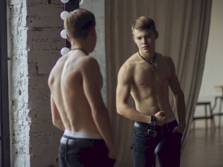 AdamAthleticBoy's profile - Image n°1