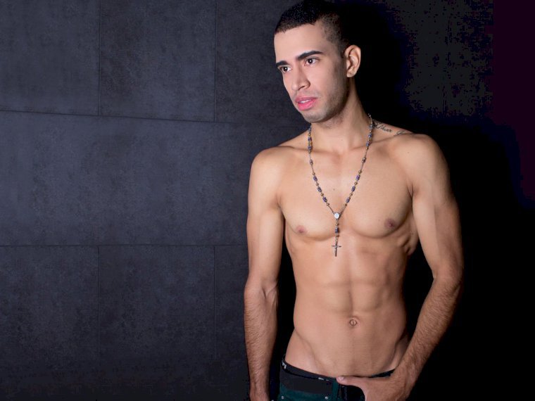 AdamForex's profile - Image n°0