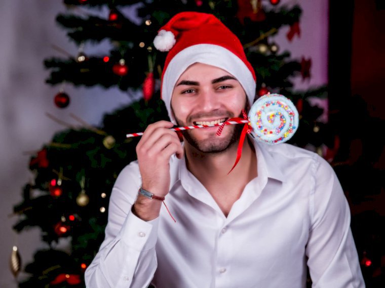 AdamReyes's profile - Image n°0