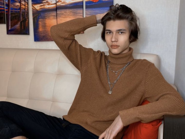 AdamSlesher's profile - Image n°0