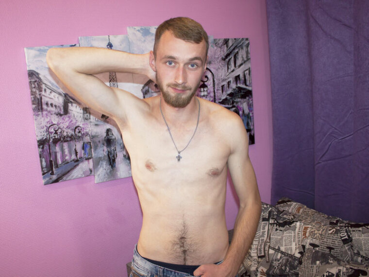 AdamWings's profile - Image n°0