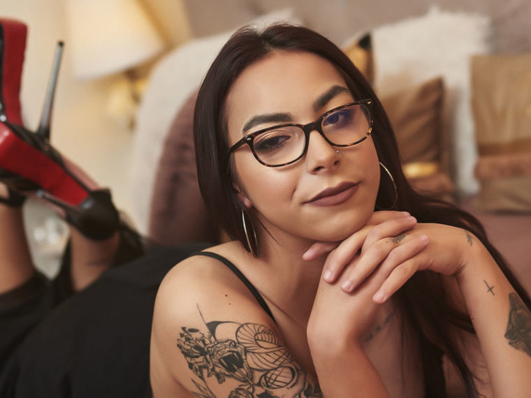 AdelineHadley's profile - Image n°0