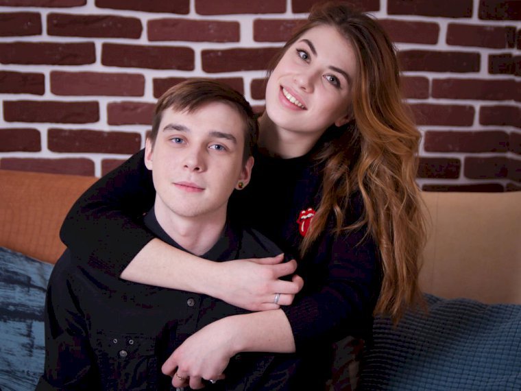AdrianaAndSteve's profile - Image n°1