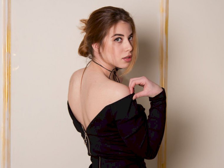 Profil de AdrianaHouse - Photo n°1