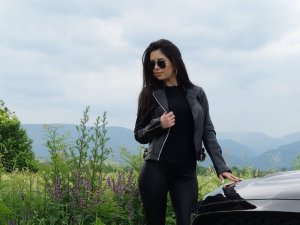 Webcam sex with AdrianaHunter