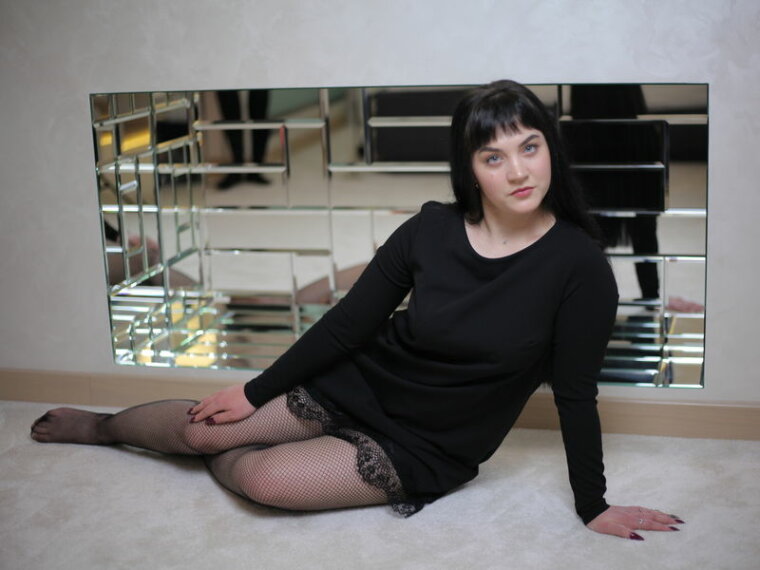 AdrianaSea's profile - Image n°0