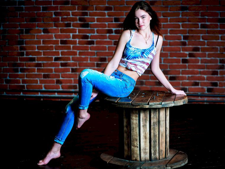 Aelis's profile - Image n°0