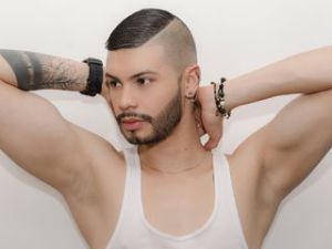 AGUSTIN9INCHES's Sexcam