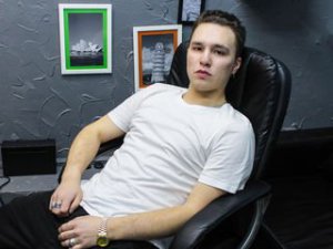 Live Sex AkiHakala