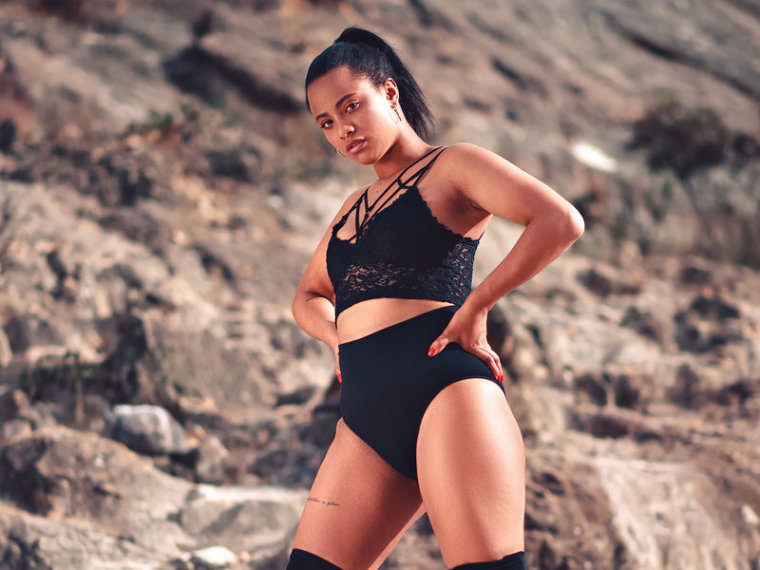 Profil de AlaiaWilliams - Photo n°0