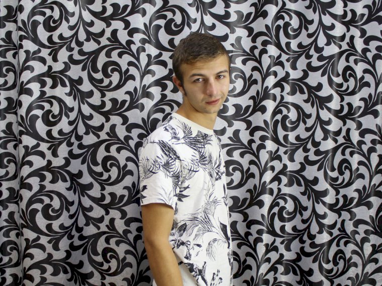 AlDamon's profile - Image n°1