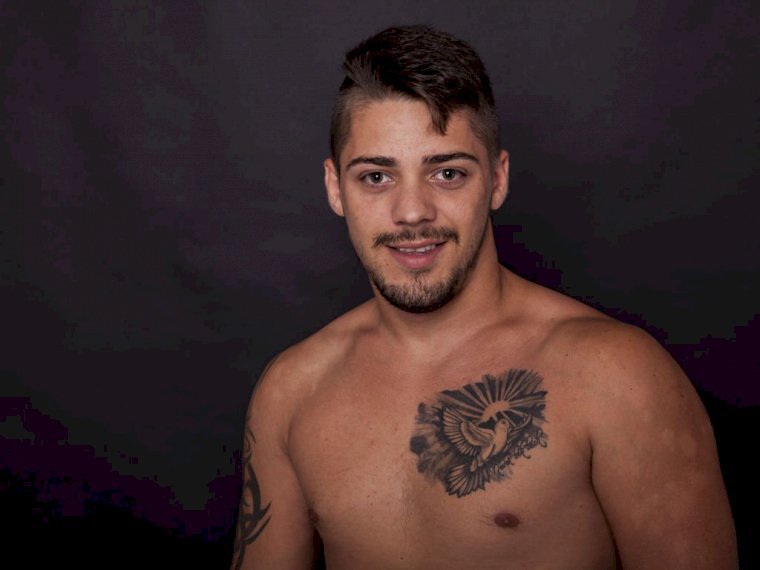 AlejandroSuave's profile - Image n°0