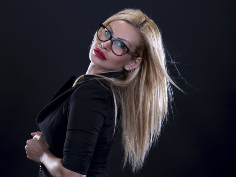 AlessandraFerro's profile - Image n°0