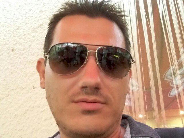 alex4u2's profile - Image n°2