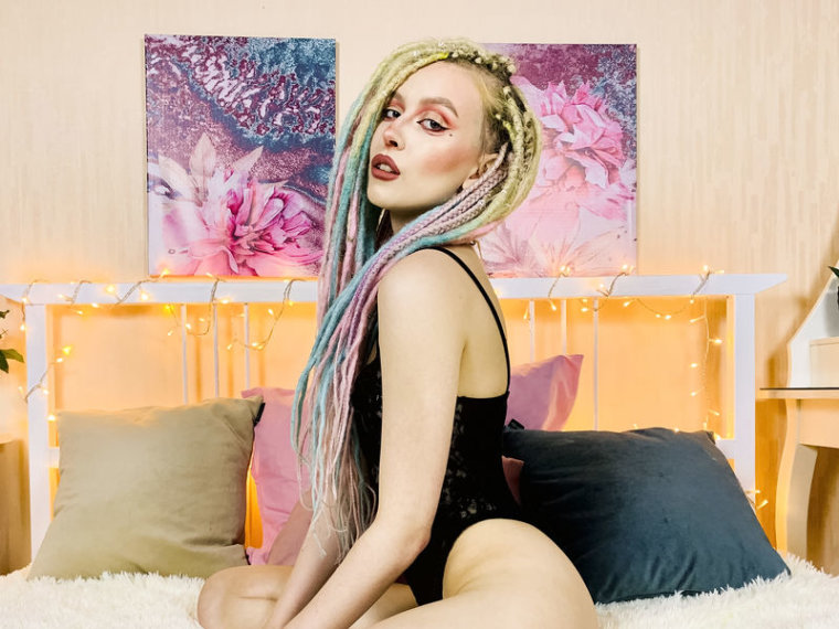 AlexaGoldenstein's profile - Image n°0
