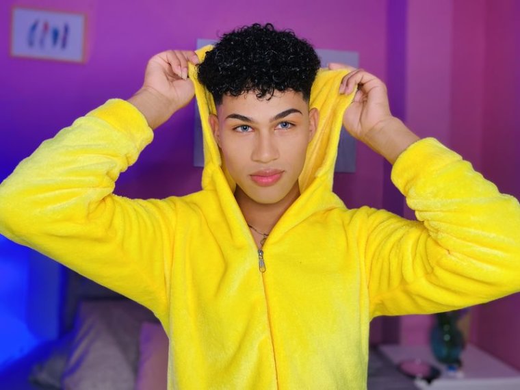AlexanderAbreu's profile - Image n°0