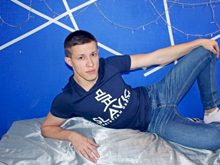AlexanderVays's profile - Image n°0