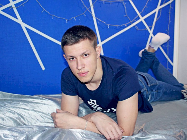 AlexanderVel's profile - Image n°1