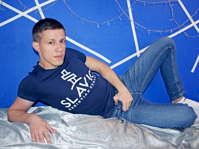 AlexanderVel's profile - Image n°0