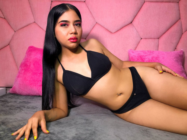 AlexaPhillips's profile - Image n°0