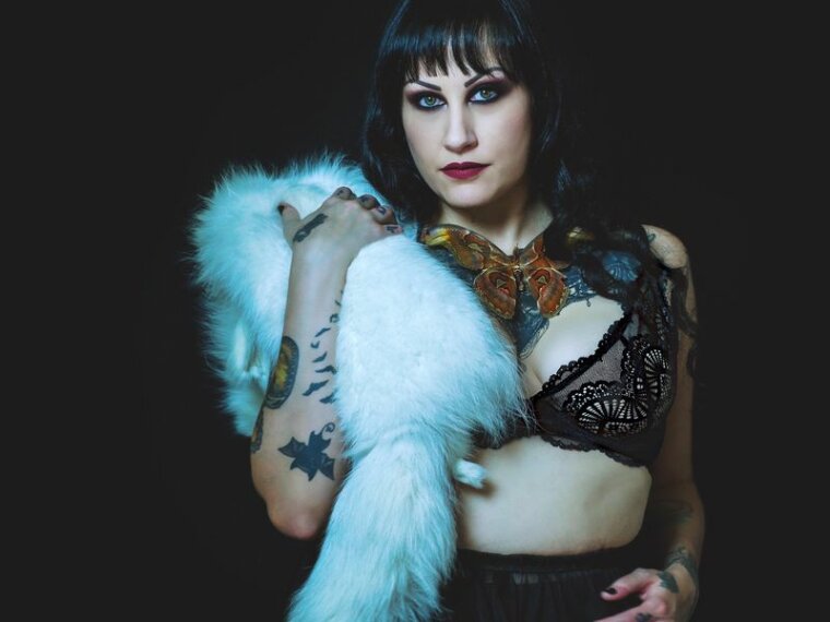 AlexaTrier's profile - Image n°0