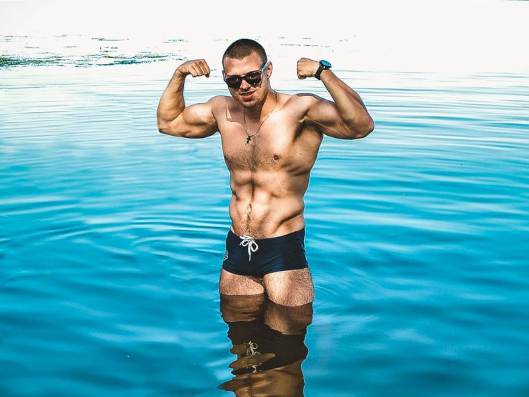 AlexFitnes's profile - Image n°1