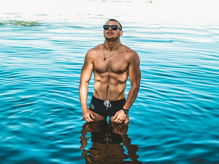 AlexFitnes's profile - Image n°0