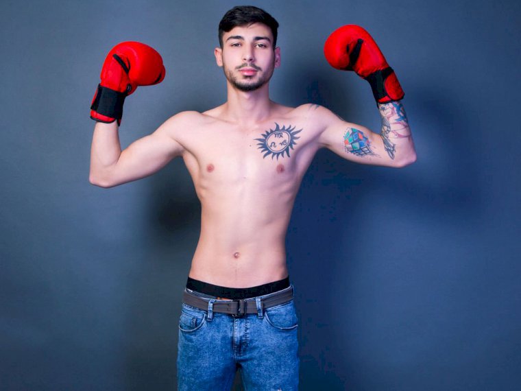AlexxStorm's profile - Image n°0
