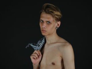 Sexcam Porn von AlezD