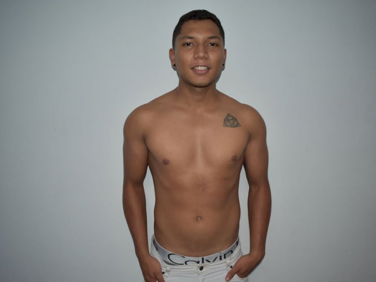 AlfredCossio's profile - Image n°0