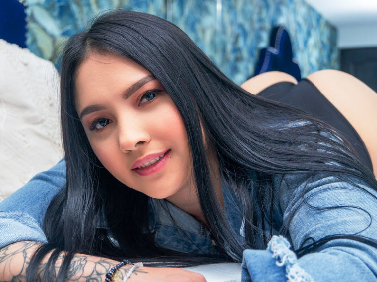 AliceColinss's profile - Image n°0