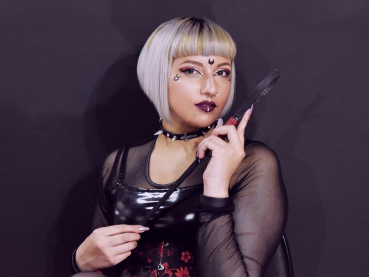 AliceDevoted's profile - Image n°0