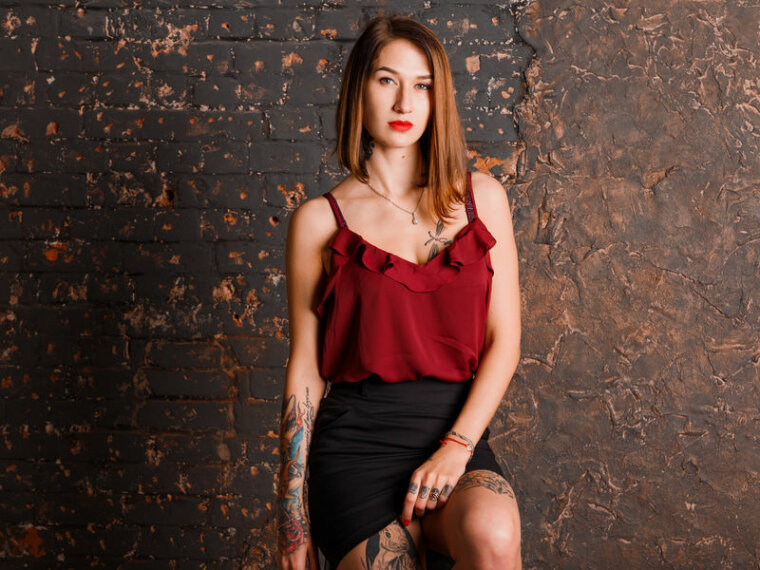 AliceHoward's profile - Image n°0