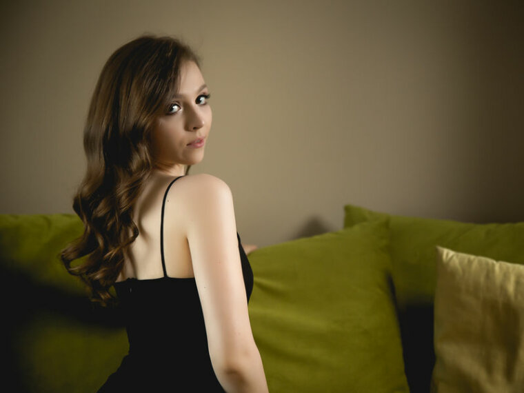 AliceWise's profile - Image n°1
