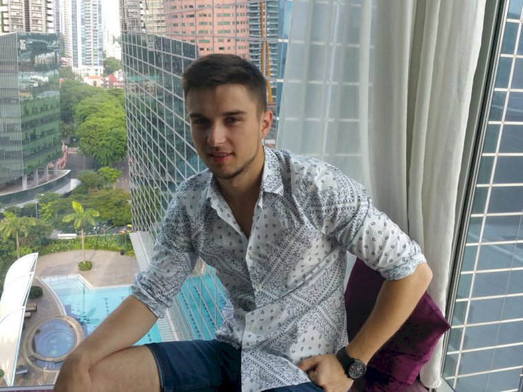 alin9421's profile - Image n°1