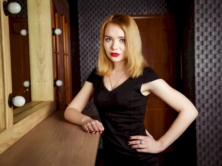 AlisaFoxHappy's profile - Image n°1
