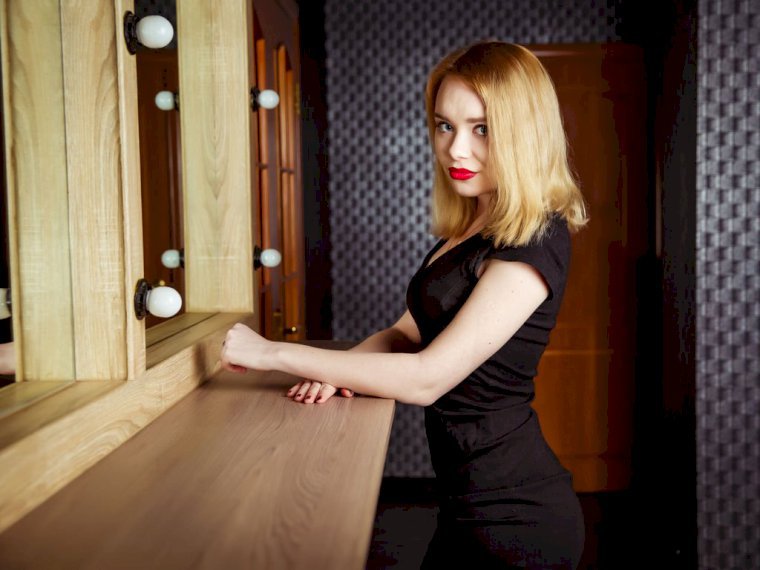 AlisaFoxHappy's profile - Image n°0
