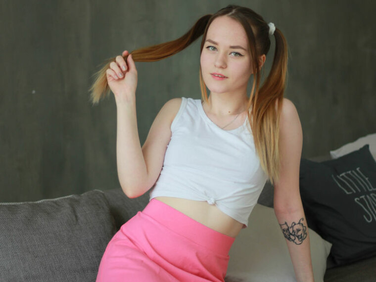 AlisaSmirnova's profile - Image n°0