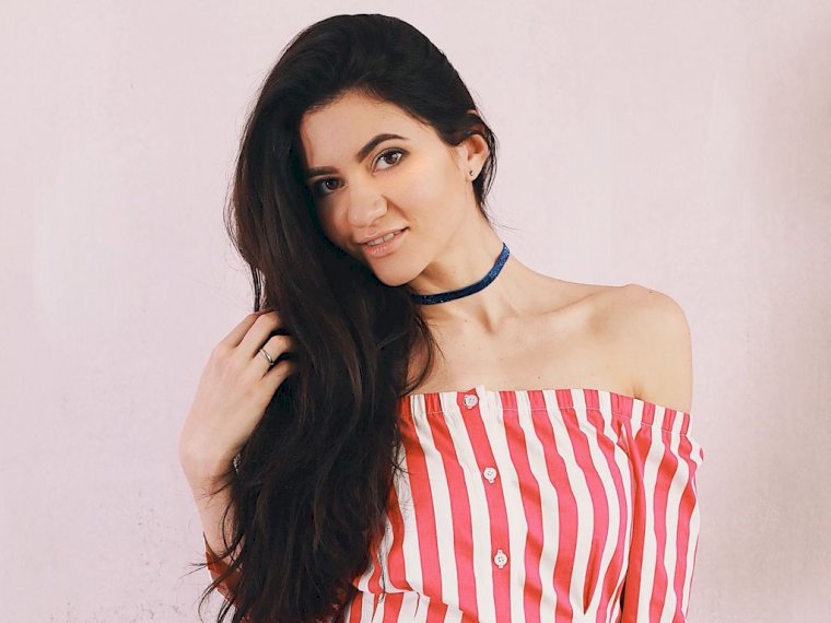 AliseInDress's profile - Image n°1