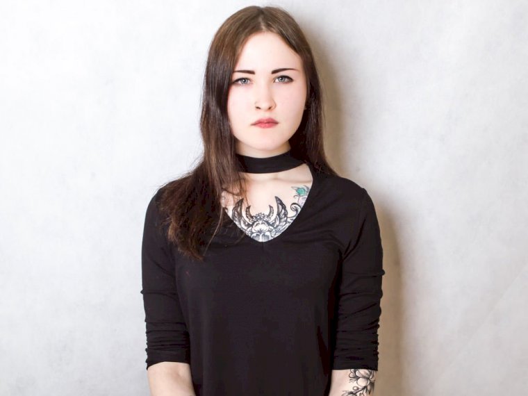 AlishaYoung's profile - Image n°1